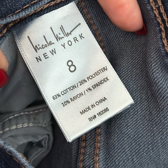 Nicole Miller High Rise Boot Cut Women’s Jeans. Size 8. - Picture 3 of 4